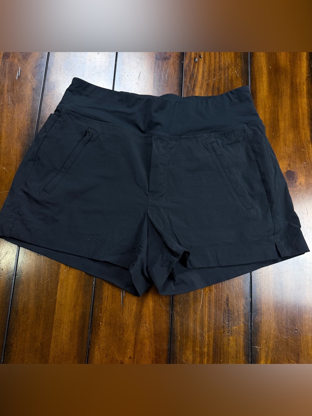 Athleta Black Performance Zip-Pocket Athletic Shorts